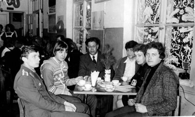 Леонов В.А. с выпускниками 1978 года (? 1979 год)